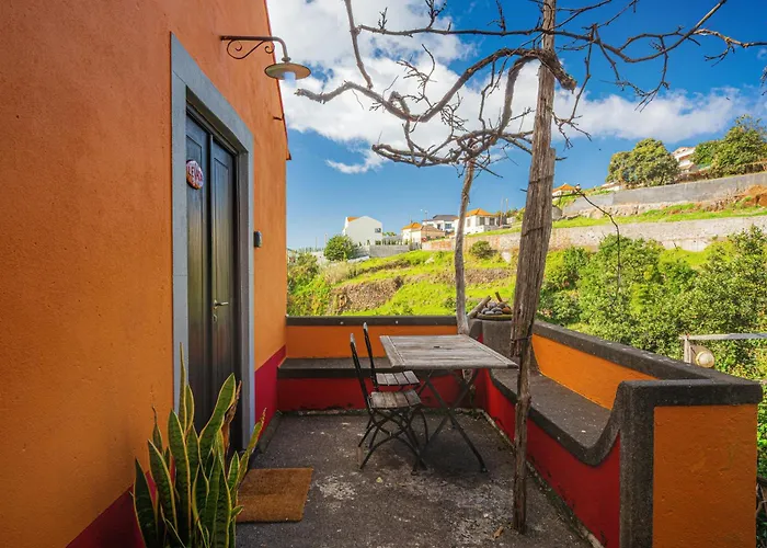 Дом отдыха Madeira-meerblick-haus Estreito Da Calheta