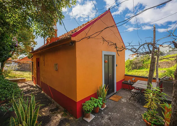 Дом отдыха Madeira-meerblick-haus Estreito Da Calheta